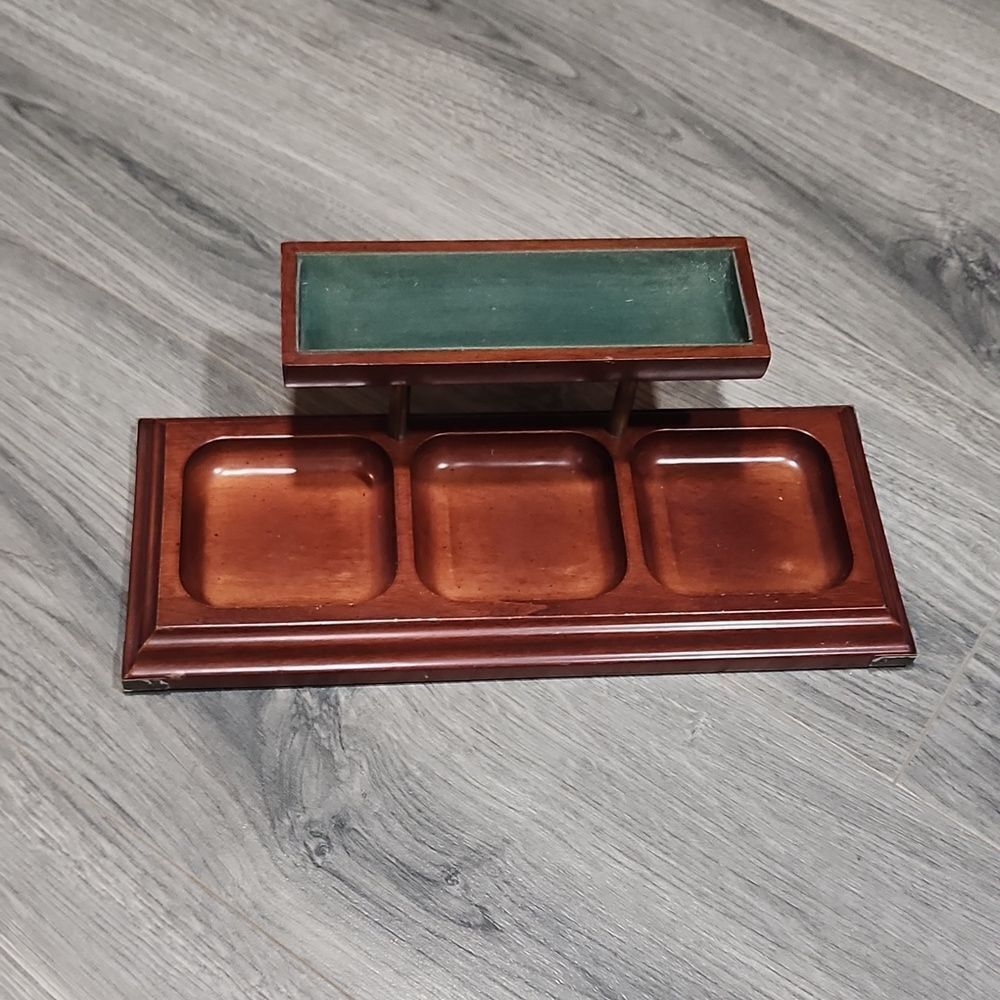 Vintage 1996 Bombay Company Gentleman's Jewelry Caddy